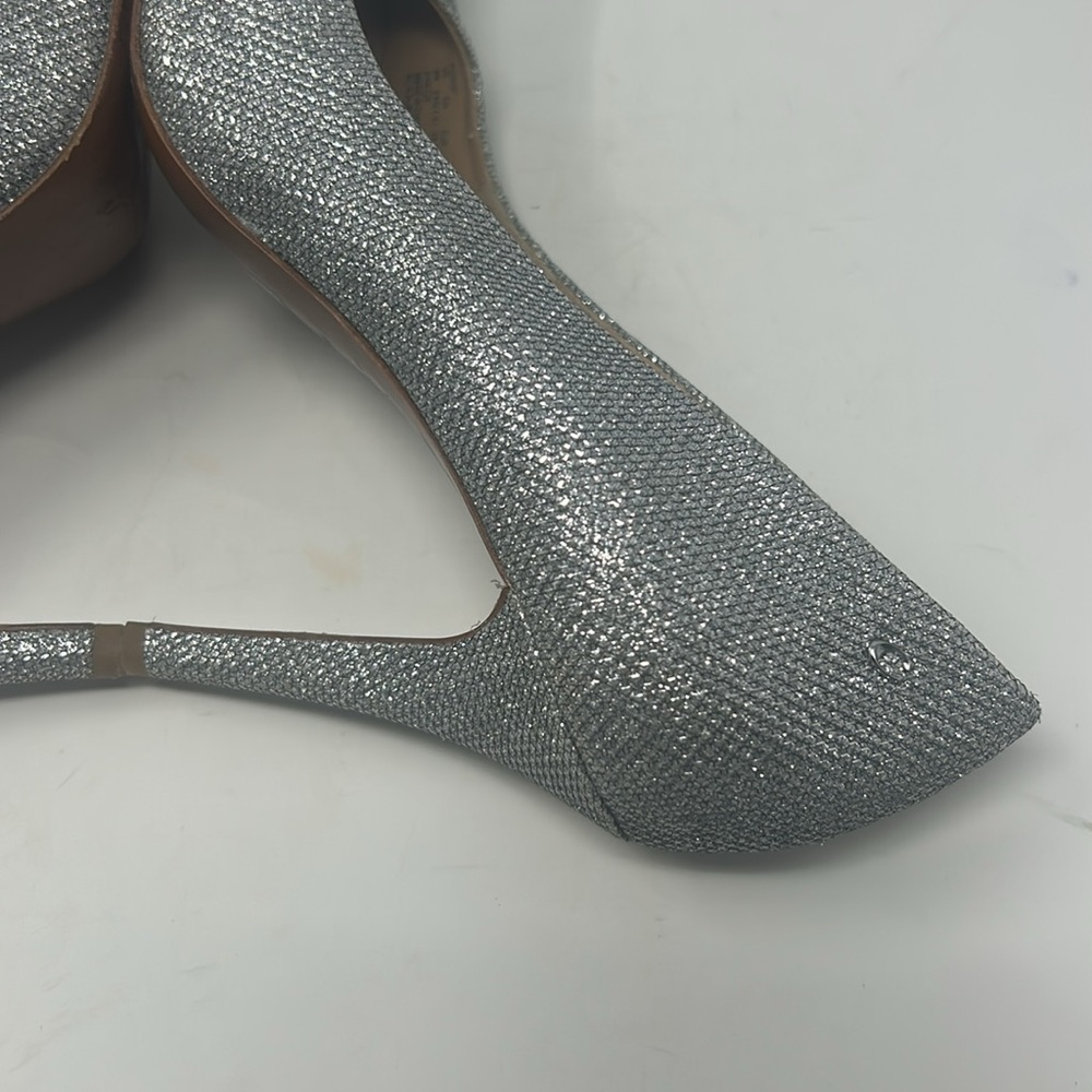 Coach Elegant Silver Glitter Pump Heels Size 8 Excellent Condition - Picture 10 of 16